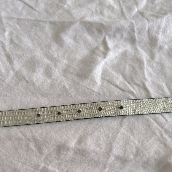 Women’s Michael Kors reversible belt - Picture 7 of 9